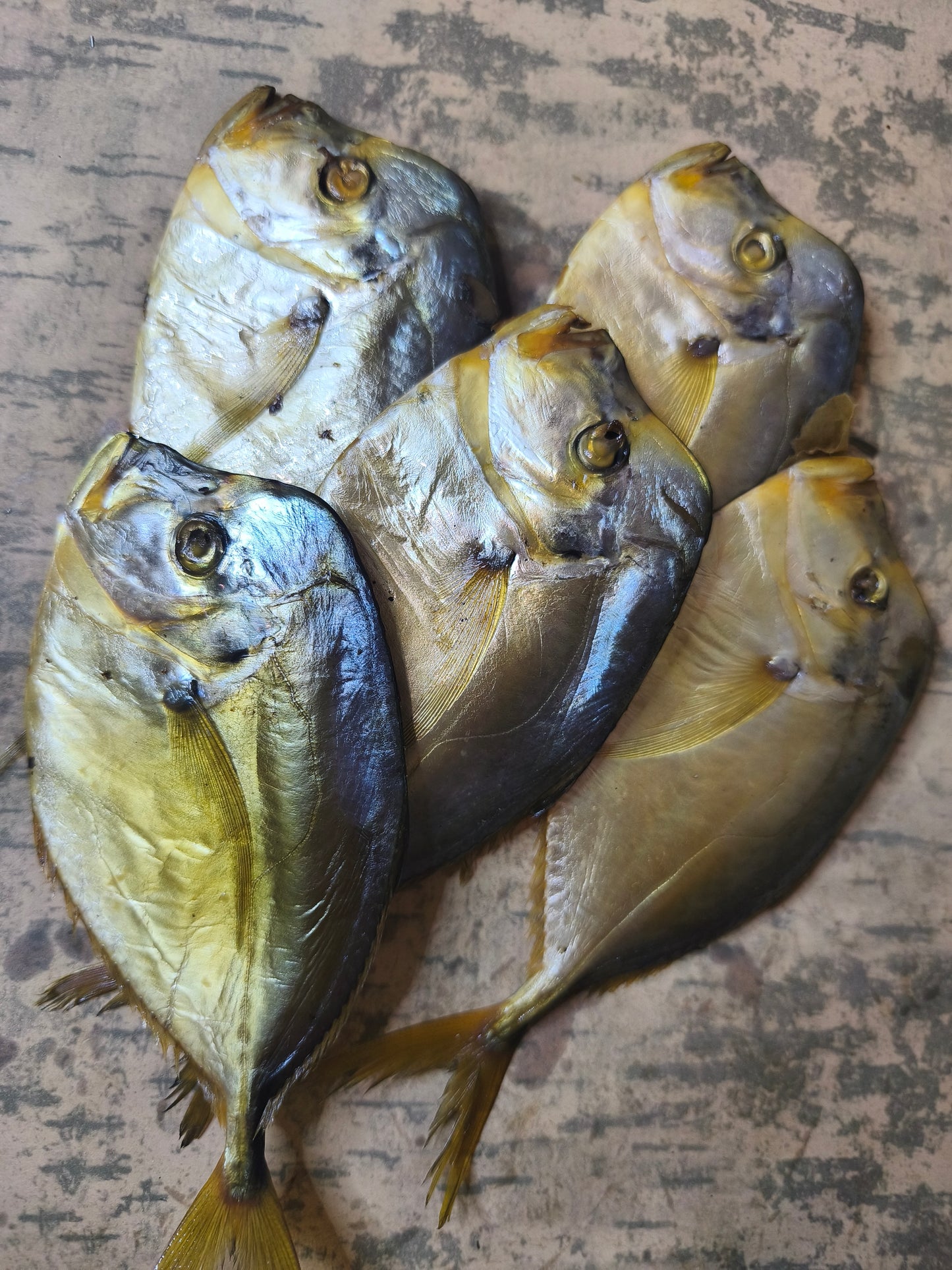 Вомер х/к 100г Остаточна ціна буде після зважування.Ціна не включає 20% обов'язкового пожертвування на Парасольку. Пожертвування потрібно додати під час оформлення замовлення. Дякуємо за вашу підтримку!