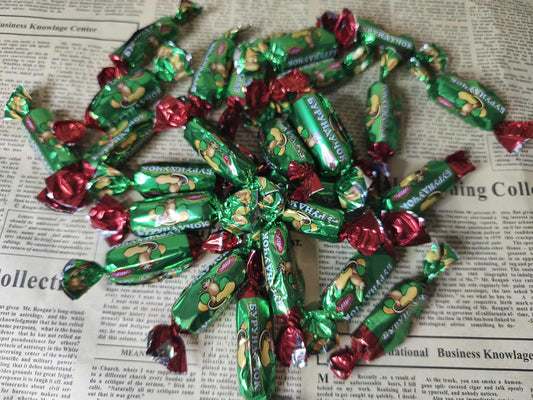 Цукерки шоколадні - Бурундучок, АВК, 300 г. Ціна не включає 20% обов'язкового пожертвування на Парасольку. Пожертвування потрібно додати під час оформлення замовлення. Дякуємо за вашу підтримку!