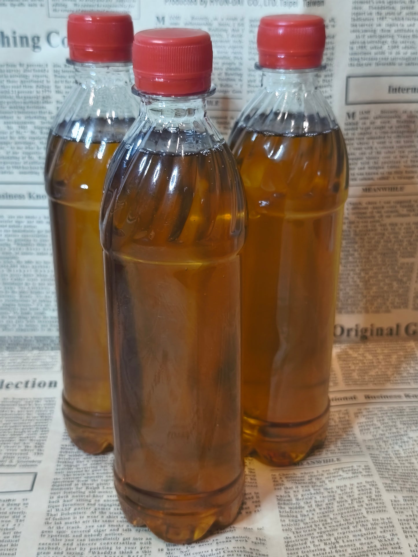 Олія домашня 0.5л. Ціна не включає 20% обов'язкового пожертвування на Парасольку. Пожертвування потрібно додати під час оформлення замовлення. Дякуємо за вашу підтримку!