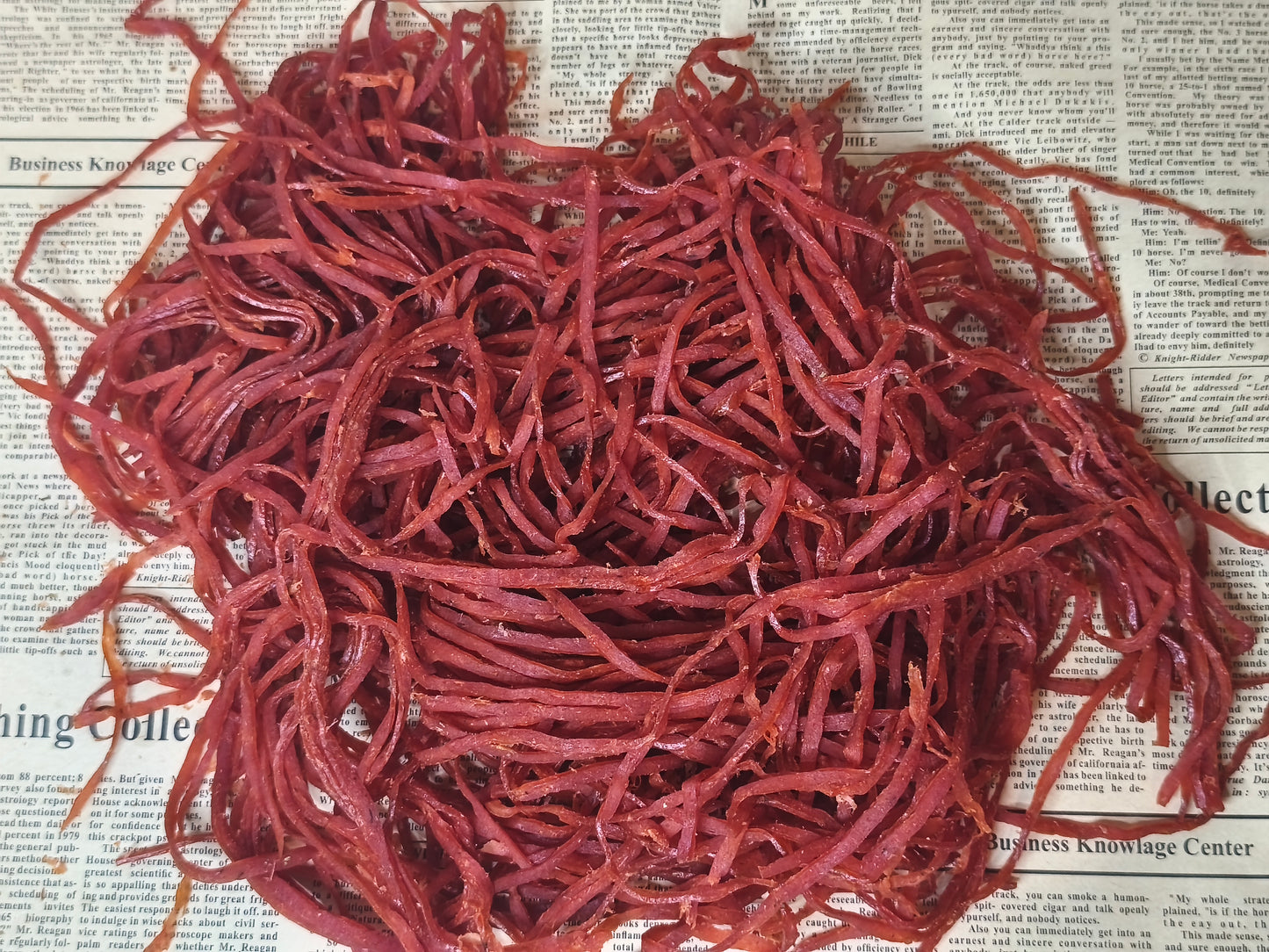 Рибна соломка лососева з крабом 100г. Ціна не включає 20% обов'язкового пожертвування на Парасольку. Пожертвування потрібно додати під час оформлення замовлення. Дякуємо за вашу підтримку!