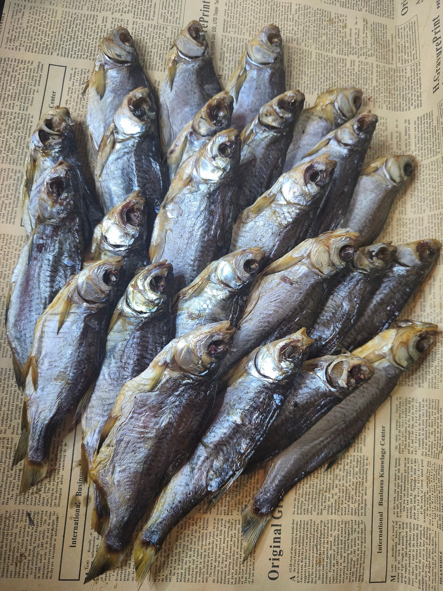 Плотва чищена з ікрою.Остаточна ціна буде після зважування. Ціна не включає 20% обов'язкового пожертвування на Парасольку. Пожертвування потрібно додати під час оформлення замовлення. Дякуємо за вашу підтримку!