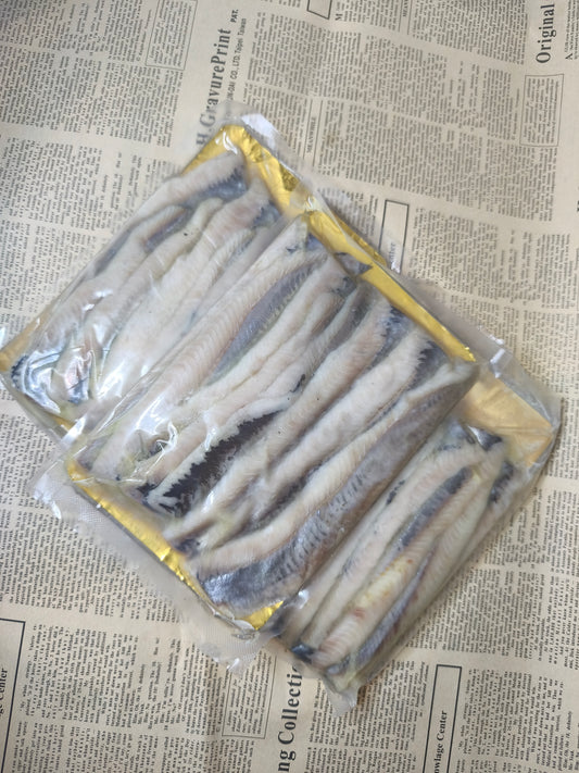 Оселедець с/с  500г.Ціна не включає 20% обов'язкового пожертвування на Парасольку. Пожертвування потрібно додати під час оформлення замовлення. Дякуємо за вашу підтримку!