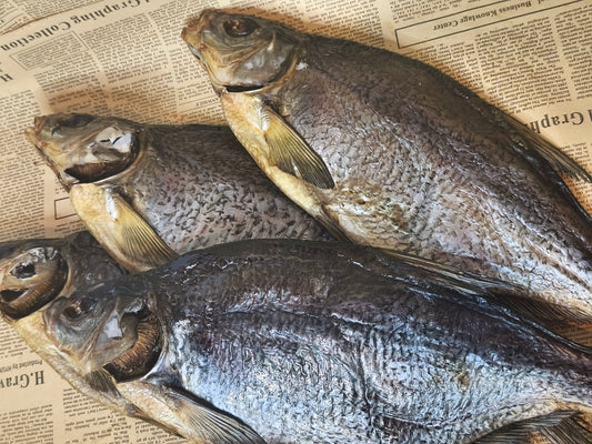 Лящ чищений.Остаточна ціна буде після зважування.Ціна не включає 20% обов'язкового пожертвування на Парасольку. Пожертвування потрібно додати під час оформлення замовлення. Дякуємо за вашу підтримку!